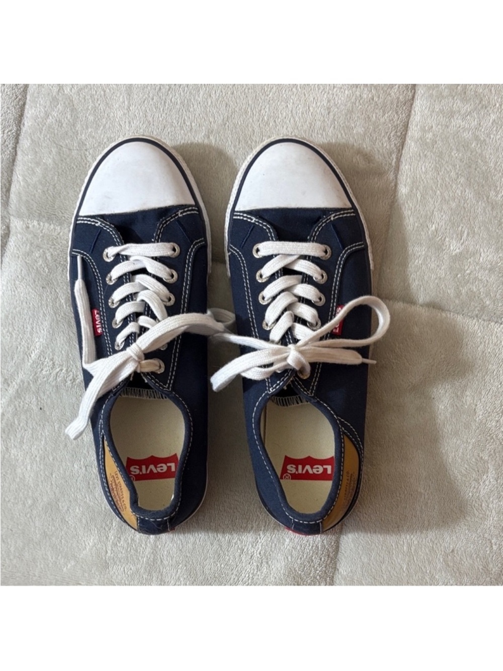 Levi's Navy Blue and White Women’s Low-Top Canvas Sneakers - Picture 3 of 4